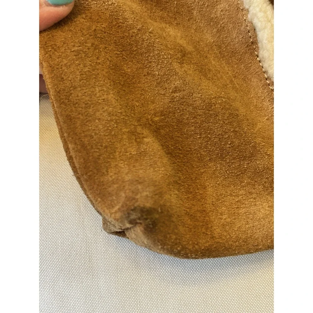 UGG Shearling Tan Suede Shoulder Crossbody Bag , Leather Strap And Trim Y2K
